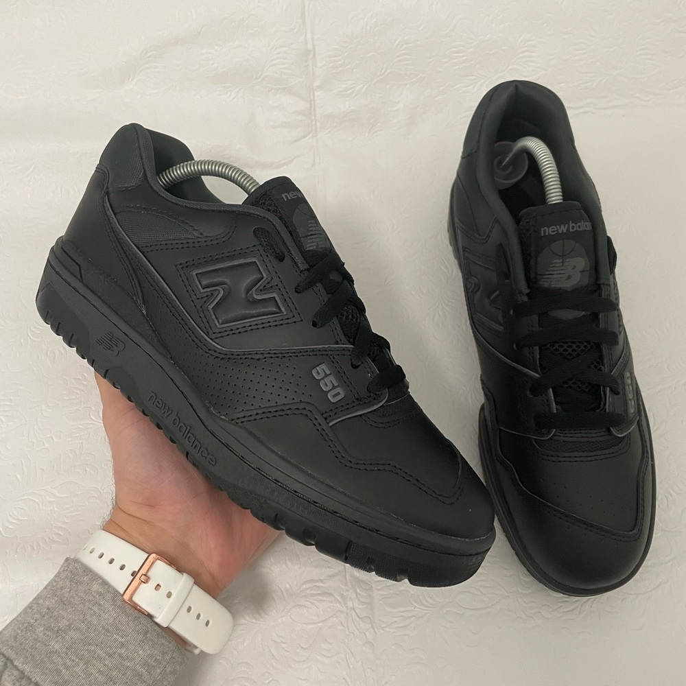 New Balance 550 triple black